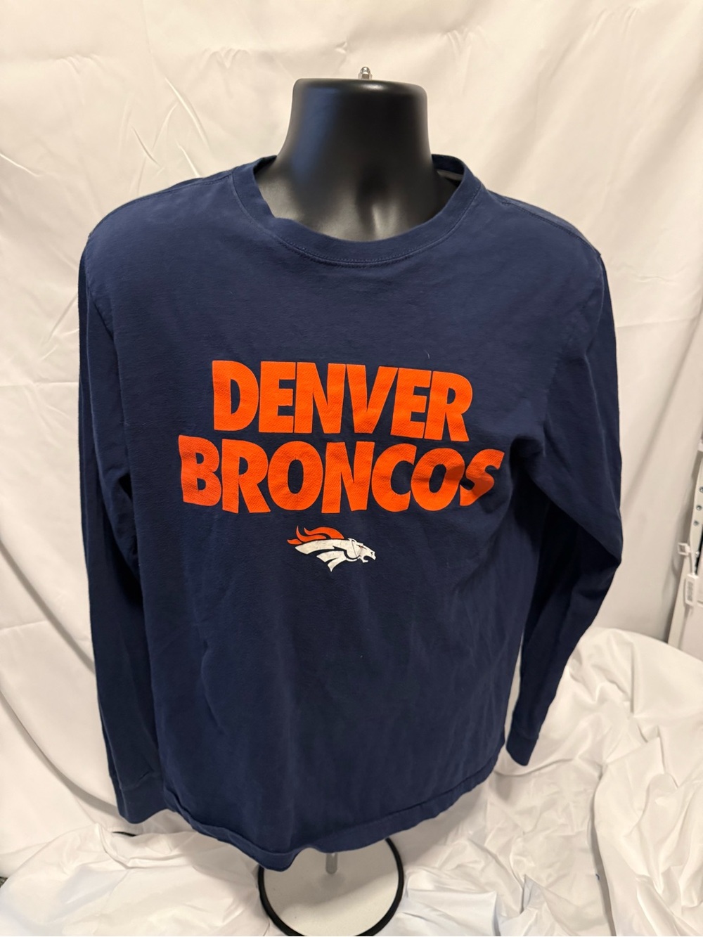 Nike Navy Blue Crewneck Shirt